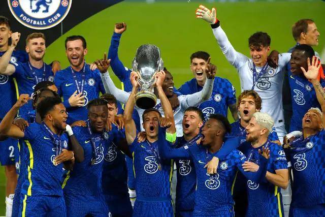 威瑟斯庞27+10青岛胜广州 四川加时不敌福建