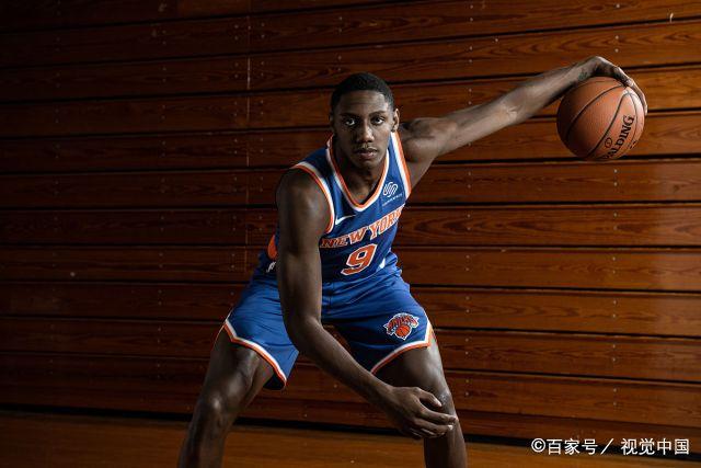 阿不都26+18新疆胜深圳 胡明轩14+7广东胜江苏